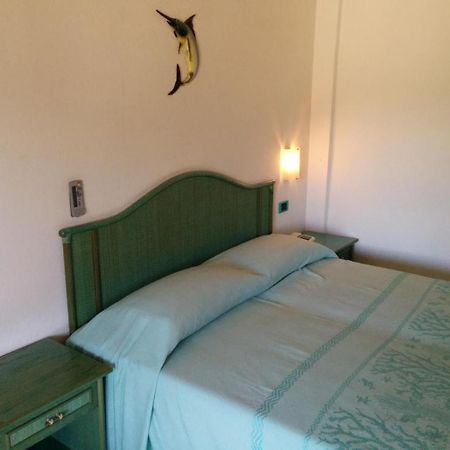 Hotel Blu Marlin Villasimius Eksteriør billede