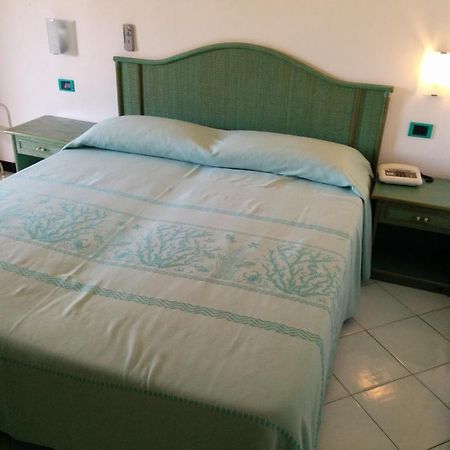 Hotel Blu Marlin Villasimius Eksteriør billede