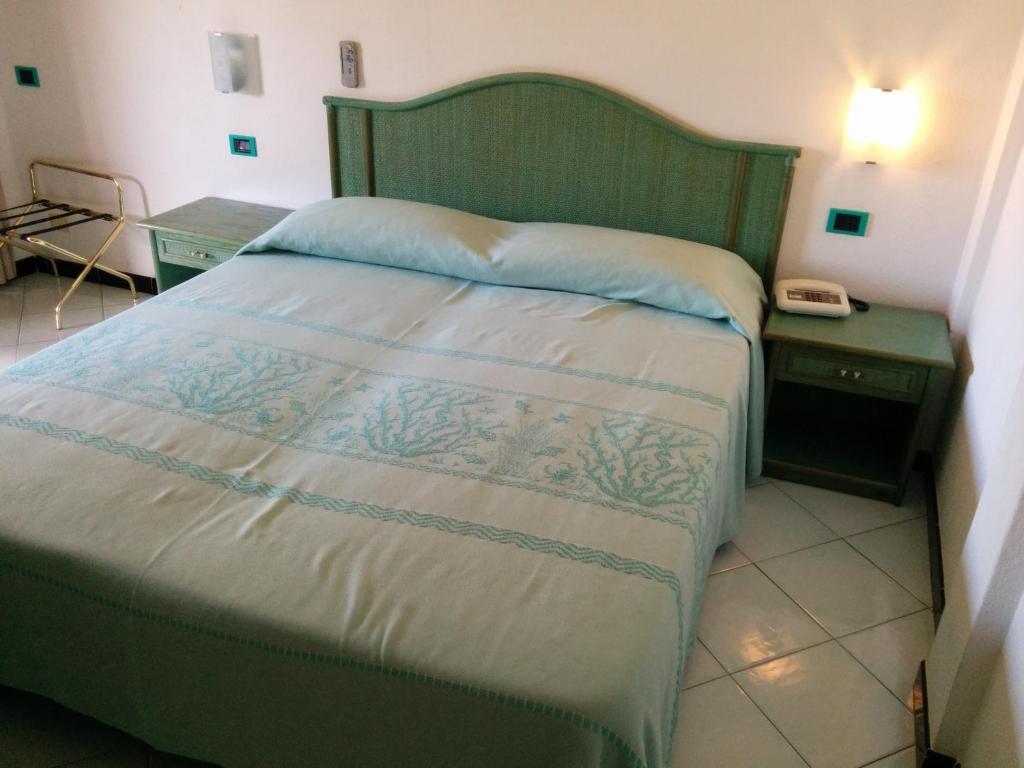 Hotel Blu Marlin Villasimius Eksteriør billede